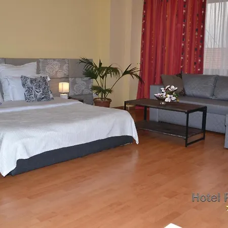 Hotel Perla D'oro 3*