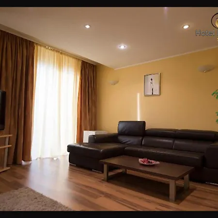 Hotel Perla D'oro 3*